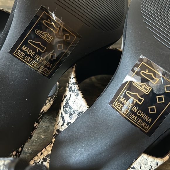 Cupid SnakeSkin Print Size 7 - Picture 12 of 13